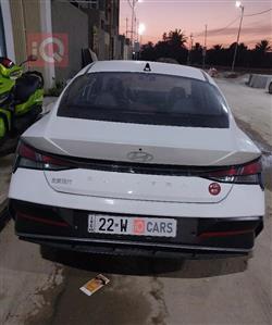 هیوندای ئەلەنترا